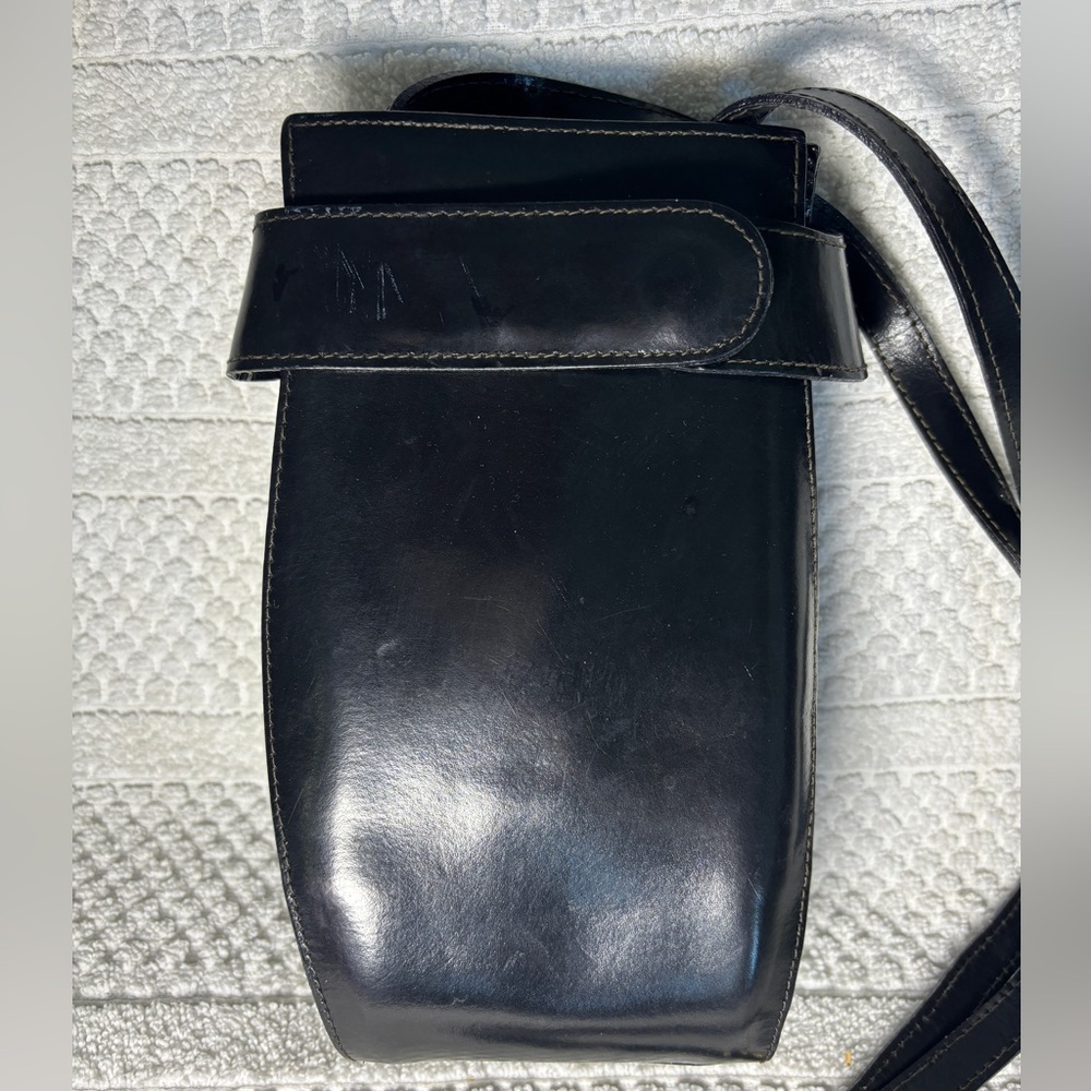 Fabian black leather crossbody bag